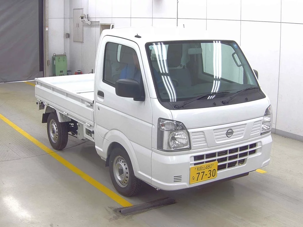Nissan NT100 Clipper DR16T 2026